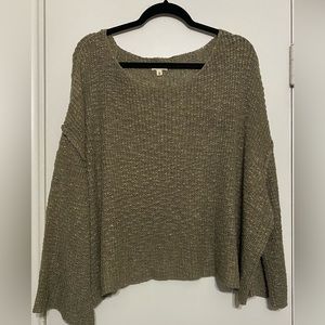 NWOT POL Oversized Crop Sweater Olive Small